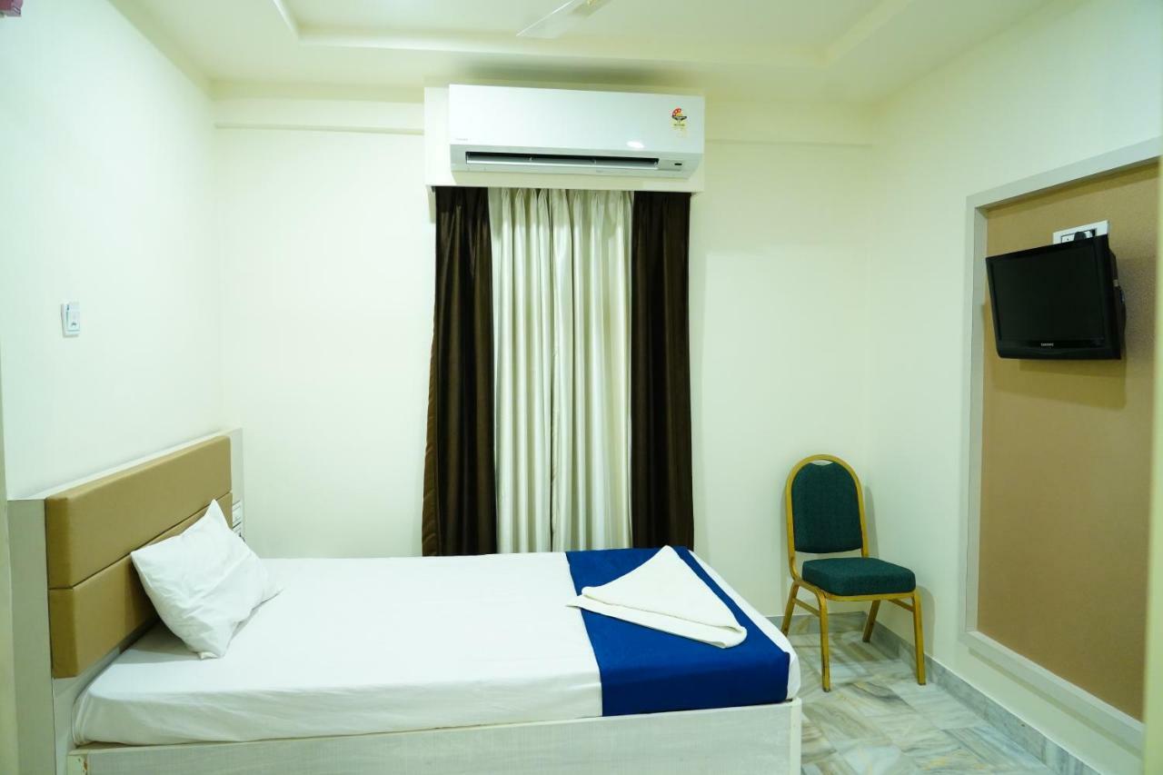 Hotel Swagath Grand Miryalaguda Miriālgūda Dış mekan fotoğraf